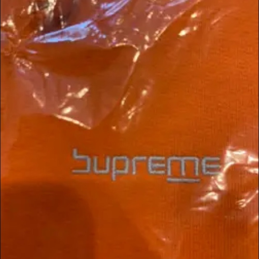 Supreme hoodie